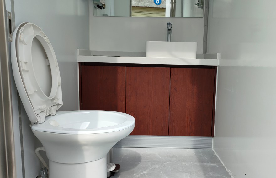 Restroom-Trailer-Design